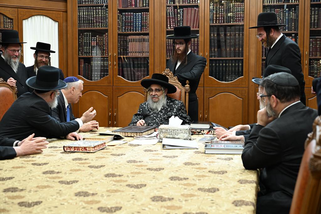 מבקר המדינה בניו יורק בביקור אצל האדמו"ר מסאטמר