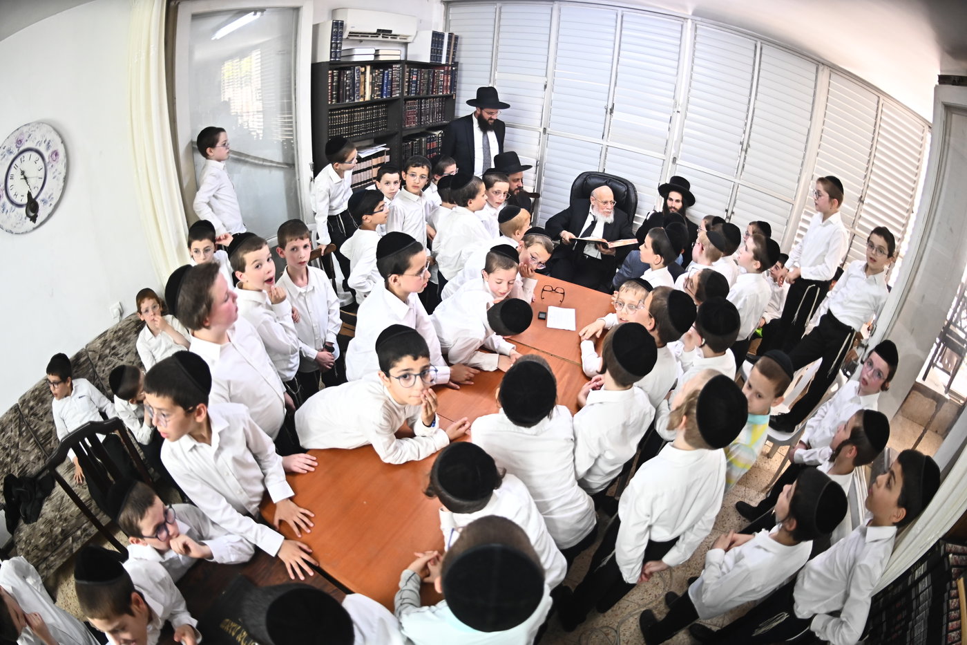 ילדי ת"ת החדש אצל הגאון רבי דוד לוי