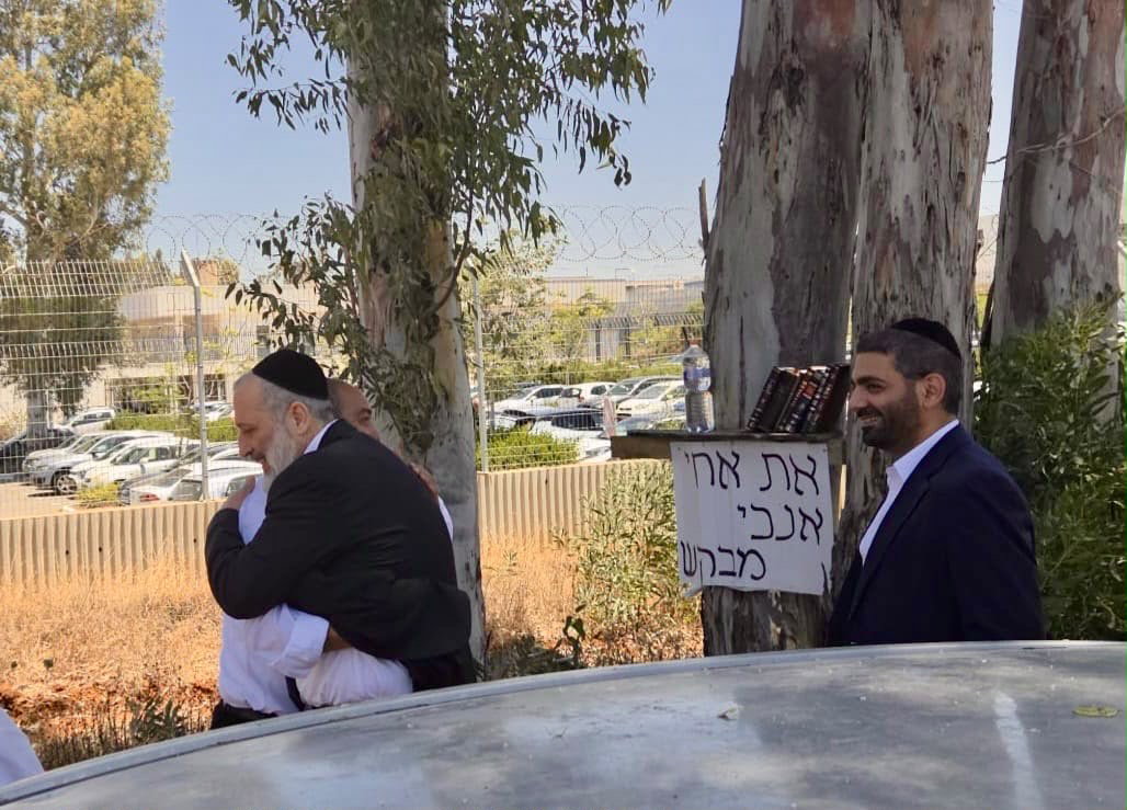 אריה דרעי בביקור