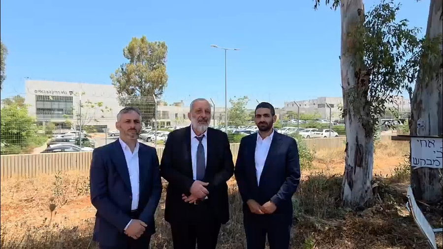 צפו בדברים של דרעי לאחר הביקור בכלא 10