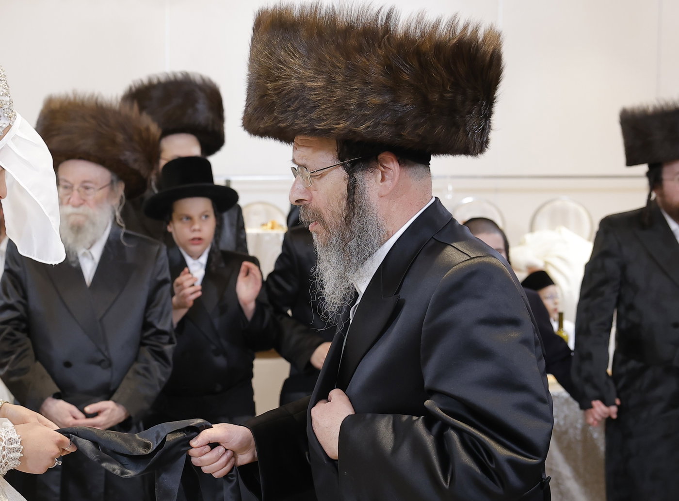 שמחת נישואי בת גאב"ד זוועהיל