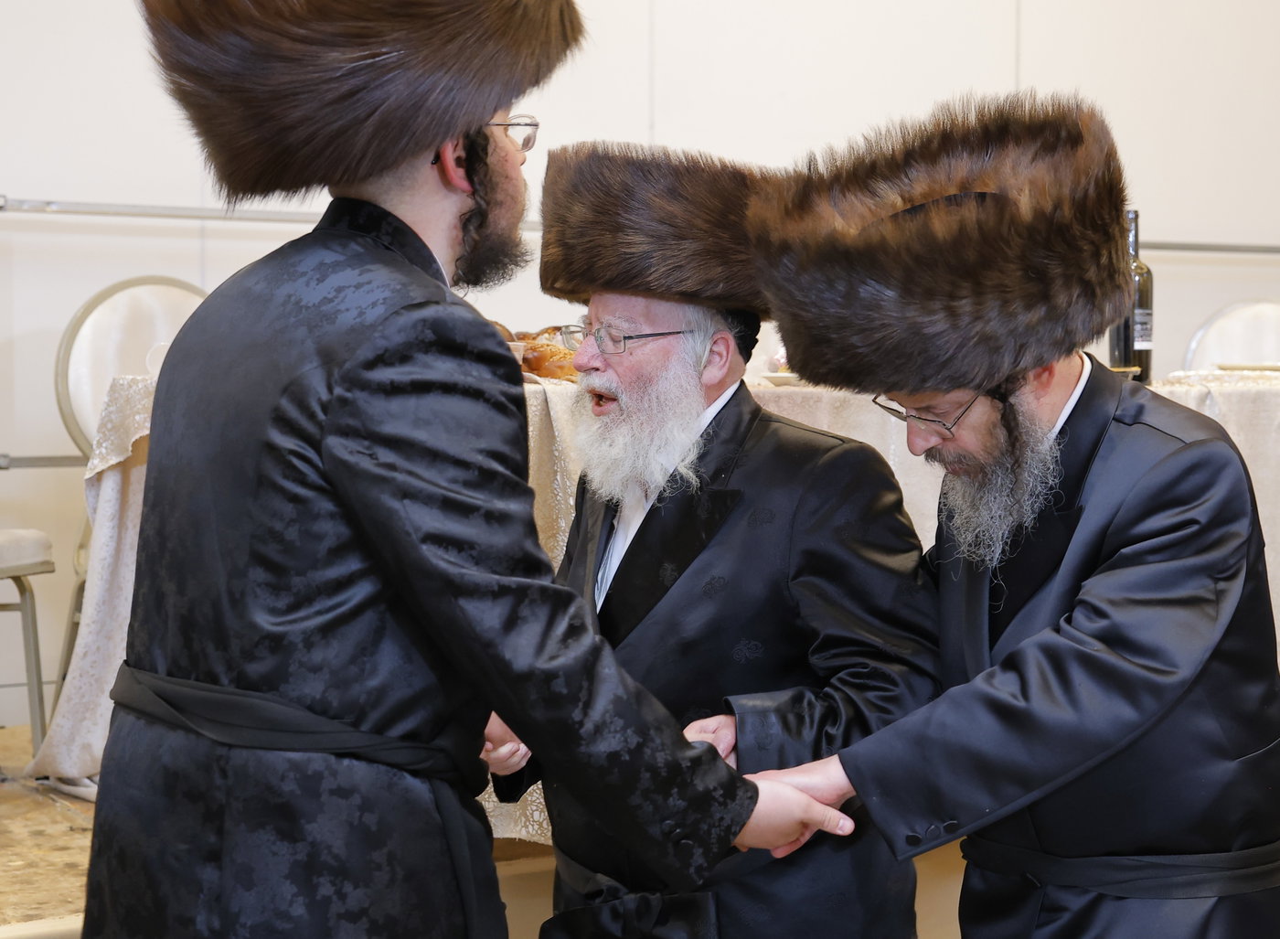 שמחת נישואי בת גאב"ד זוועהיל