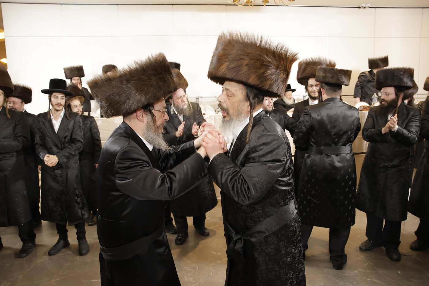 שמחת נישואי בת גאב"ד זוועהיל