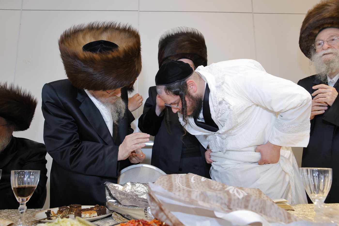 שמחת נישואי בת גאב"ד זוועהיל