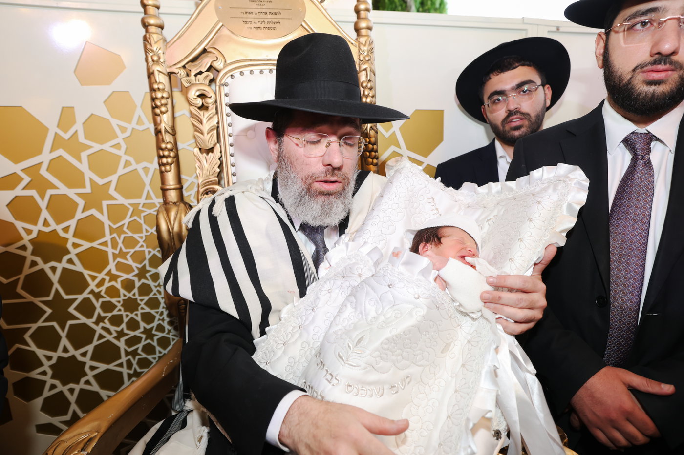 שמחת הברית לנינם המשותף של הראשל"צים הגר"י יוסף והגרש"מ עמאר