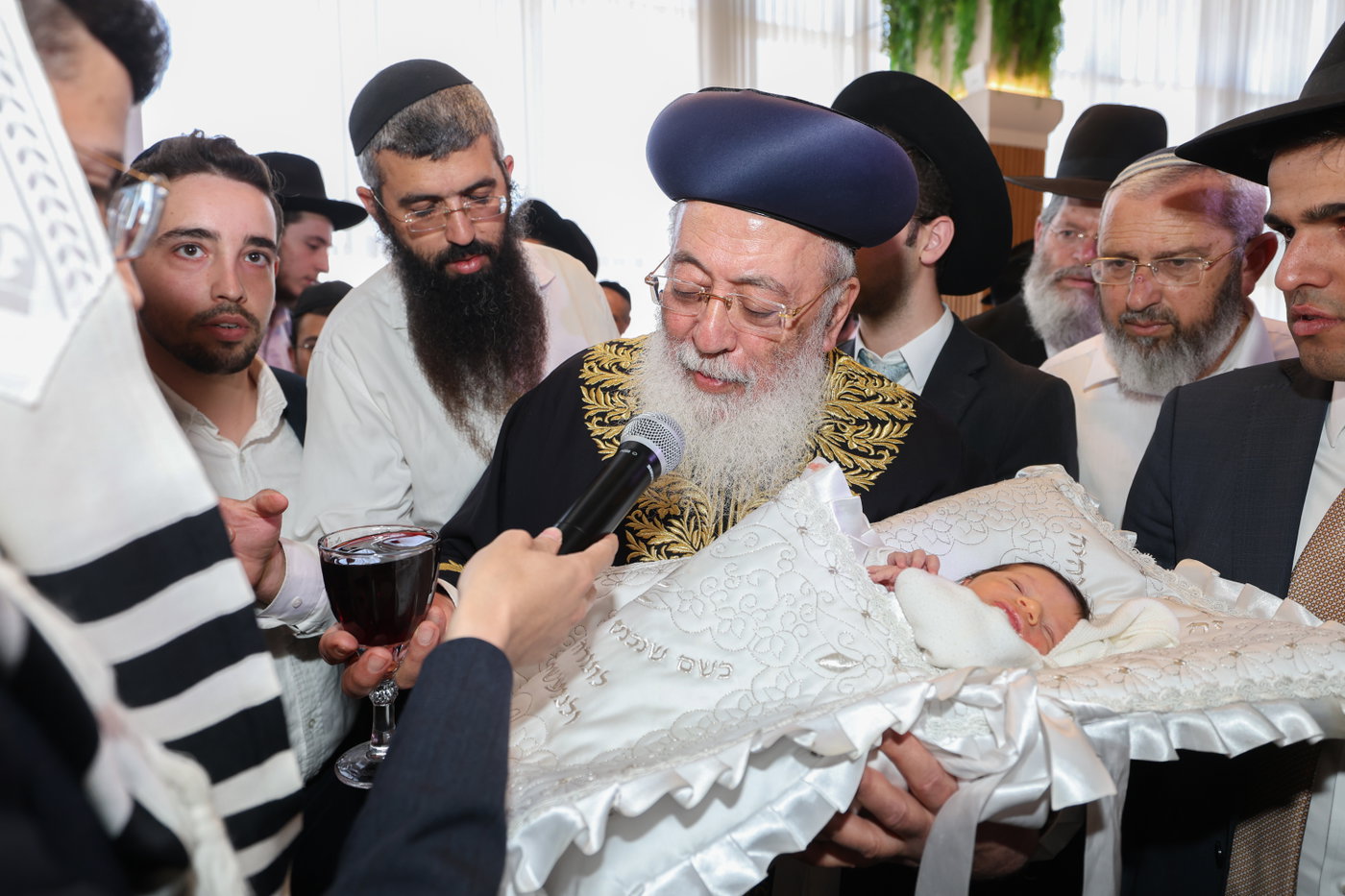 שמחת הברית לנינם המשותף של הראשל"צים הגר"י יוסף והגרש"מ עמאר