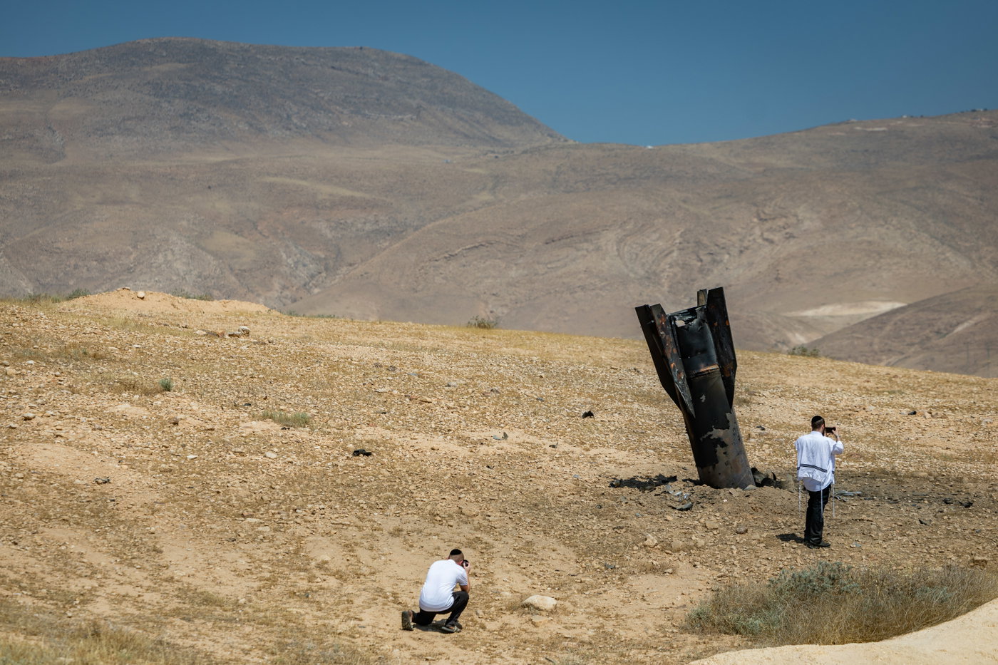 פגיעה של טיל איראני בעומק האדמה במדבר הישראלי