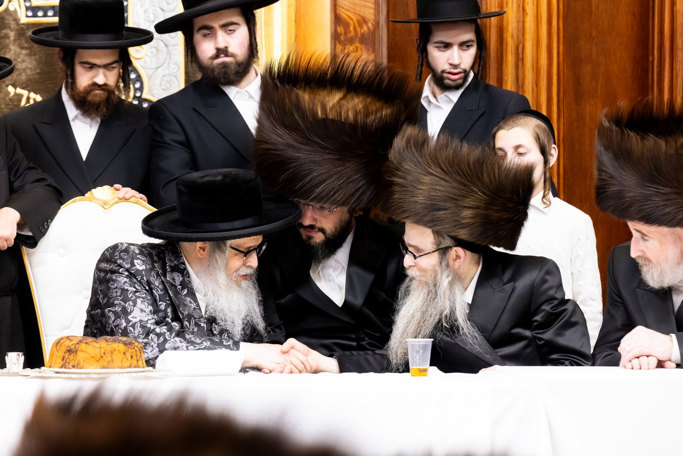 הכנסת ס"ת ע"י ליפא פרידמן בסאטמר