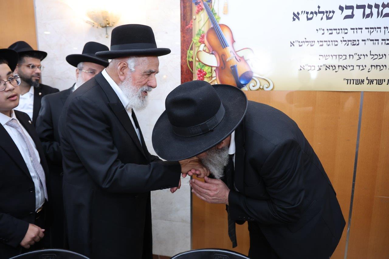 שמחת בר מצווה לנין הגר"ש מחפוד