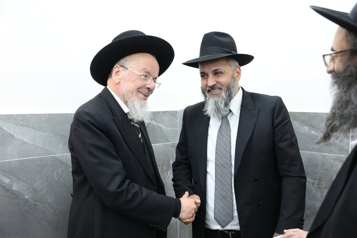 יסוד ישיבת עטרת מרדכי 