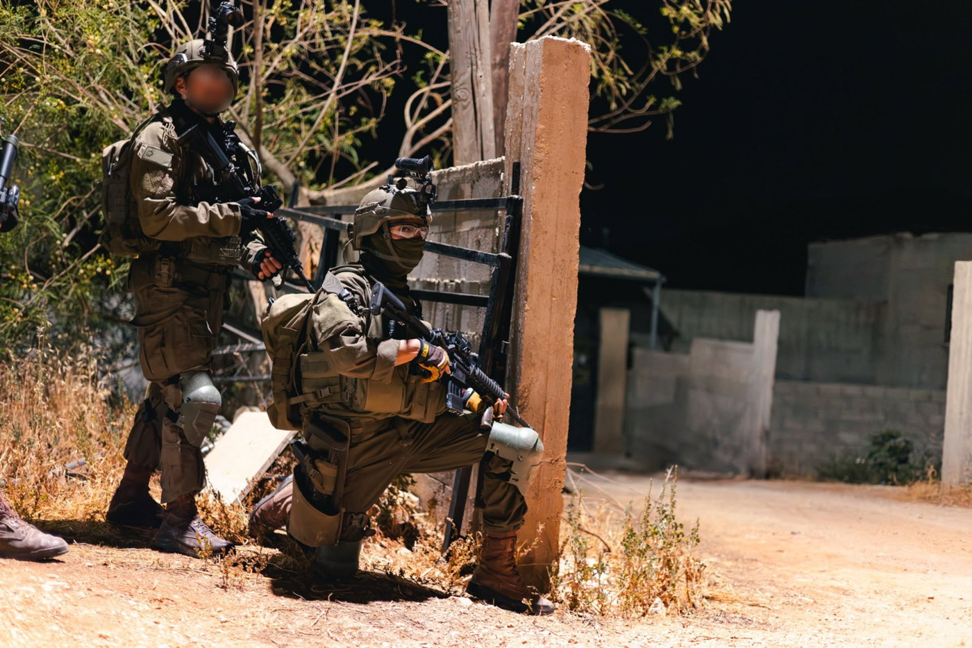 תיעודים נחשפו: זה מה שגילו הלוחמים החרדים בכפר הפלסטיני