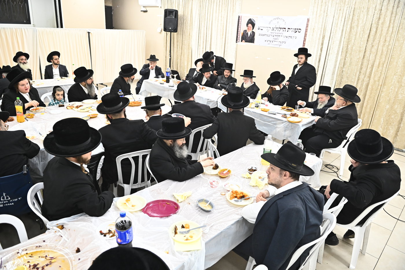 הילולא קדישא בזלאטשוב