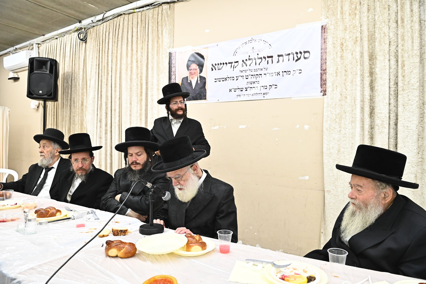 הילולא קדישא בזלאטשוב