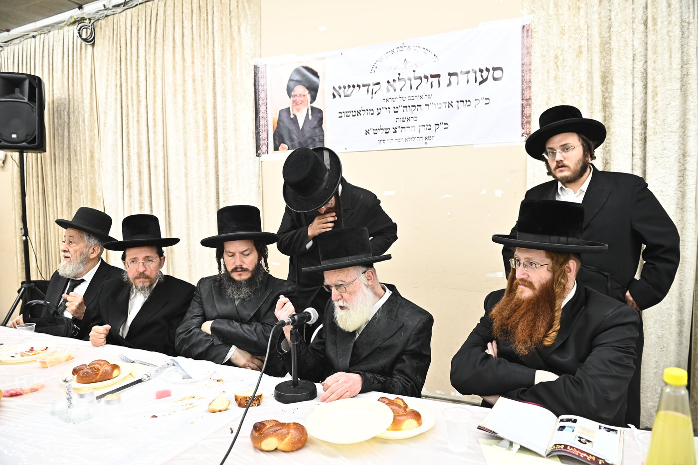 הגאון רבי אברהם יעקב איצקוביץ נואם