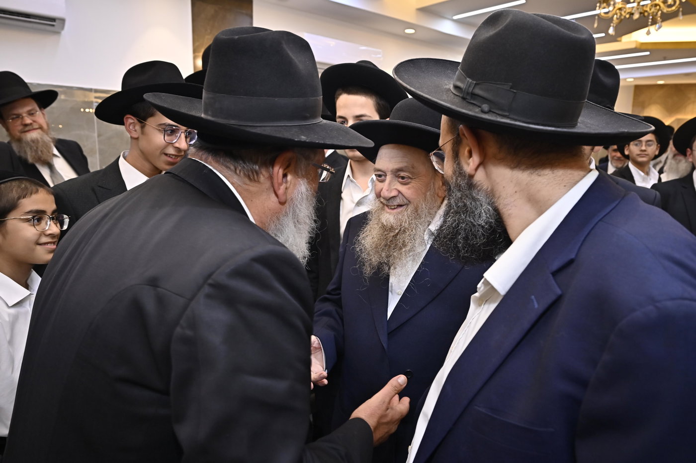 אירוסי נינת הגר"ד בצרי