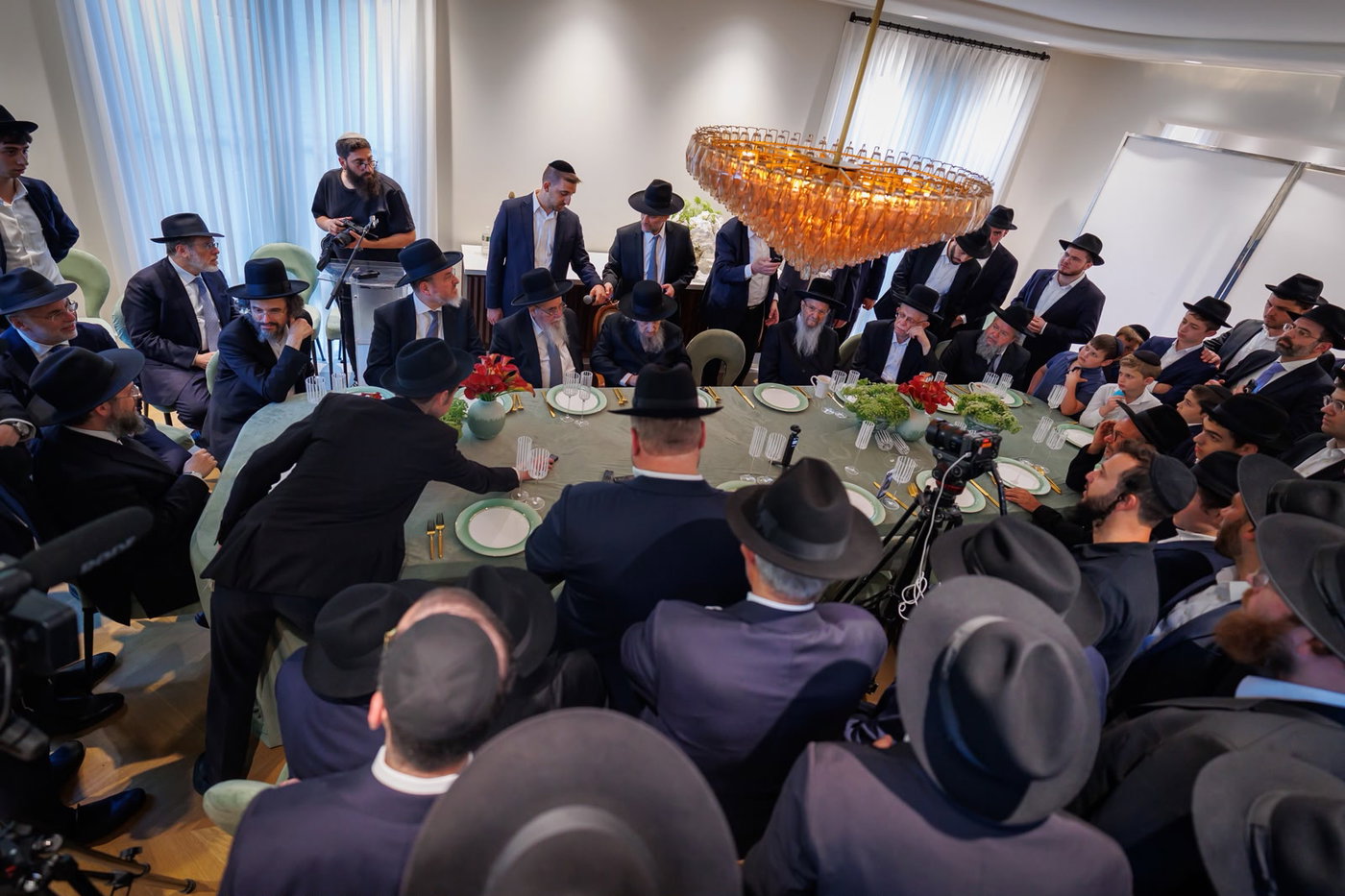 המסע להצלת עולם התורה
