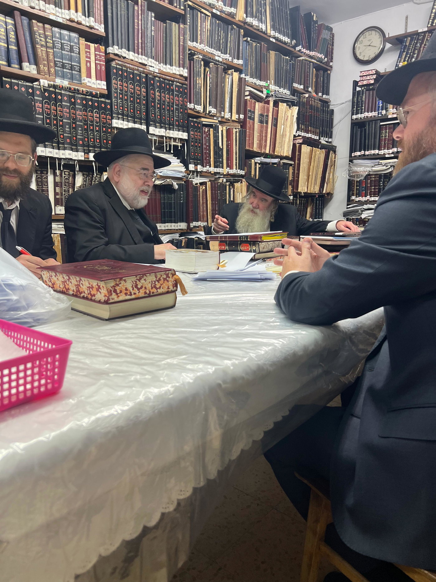 הגר"מ אליפנט מנכ"ל בד"ץ OU במסע חיזוק להרמת קרן הכשרות