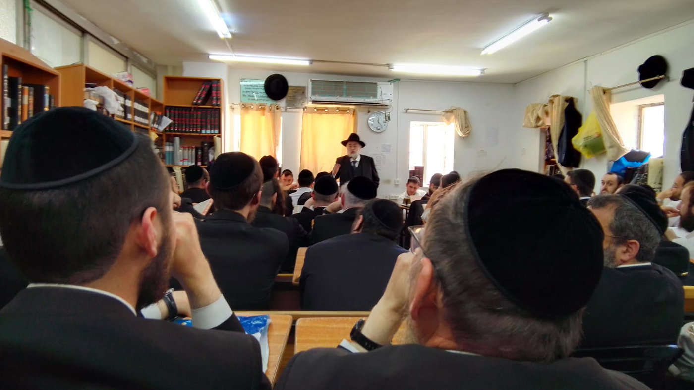 הגר"מ אליפנט מנכ"ל בד"ץ OU במסע חיזוק להרמת קרן הכשרות