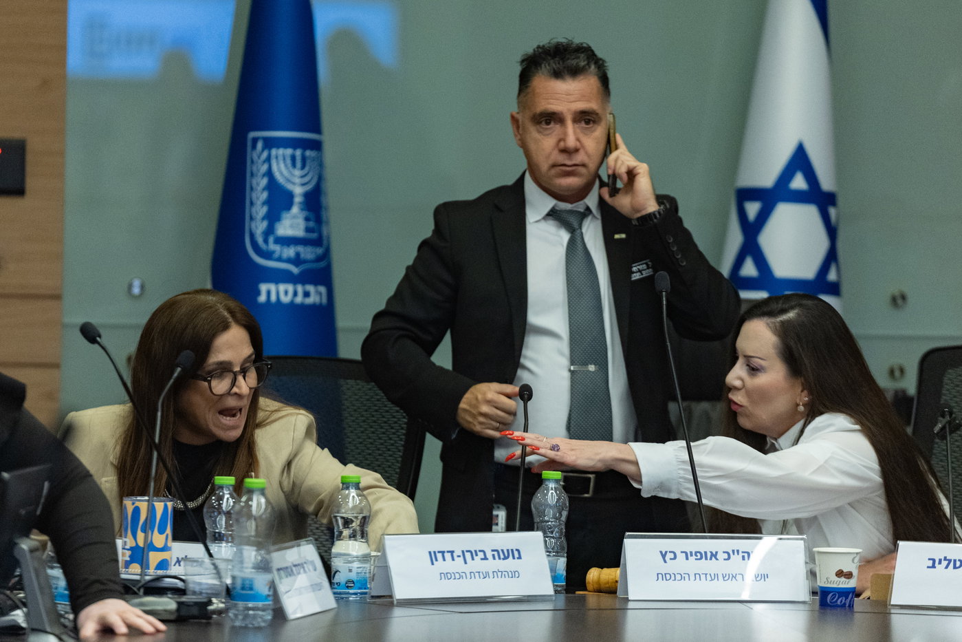 טלי גוטליב בעימות בוועדה עם מירב בן ארי