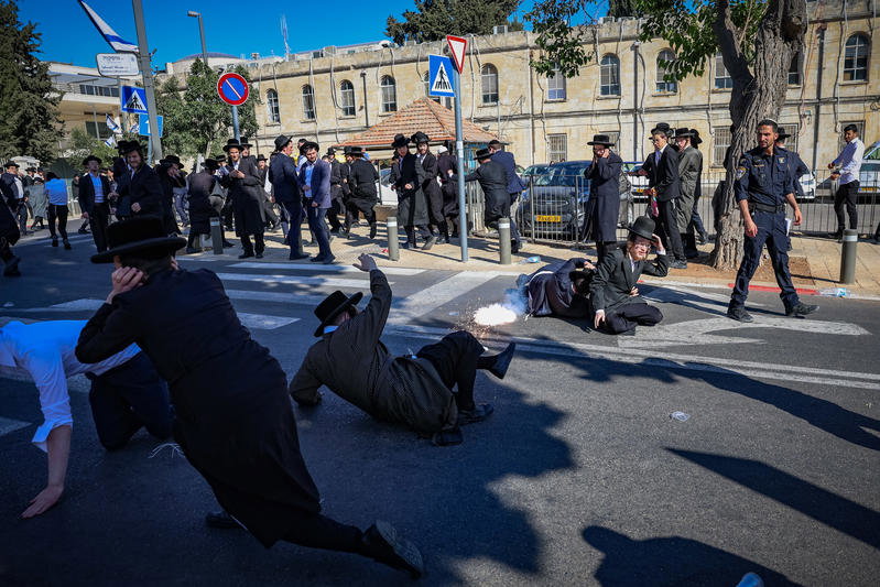 רימוני הלם, זרנוקים: 24 רגעים סוערים מהפגנות הפלג בתל אביב ובירושלים