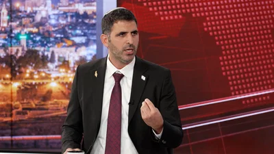 השר שלמה קרעי באולפן 'כיכר': "ערוצי התבהלה משתוללים; החוק החדש יצמצם את חילולי השבת"