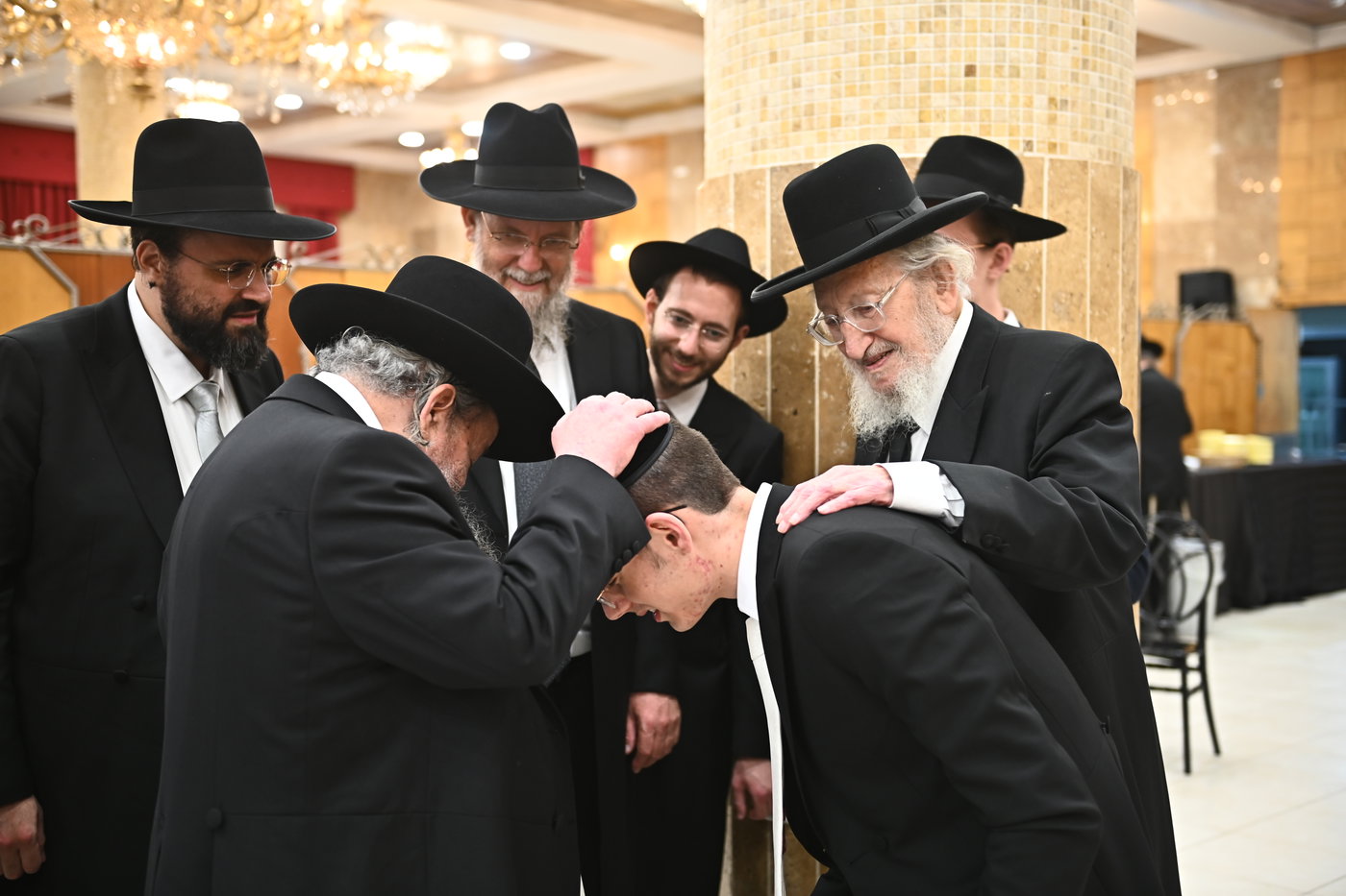 שמחת נישואי צאצאי הגר"א לוי והגרי"ד שפירא