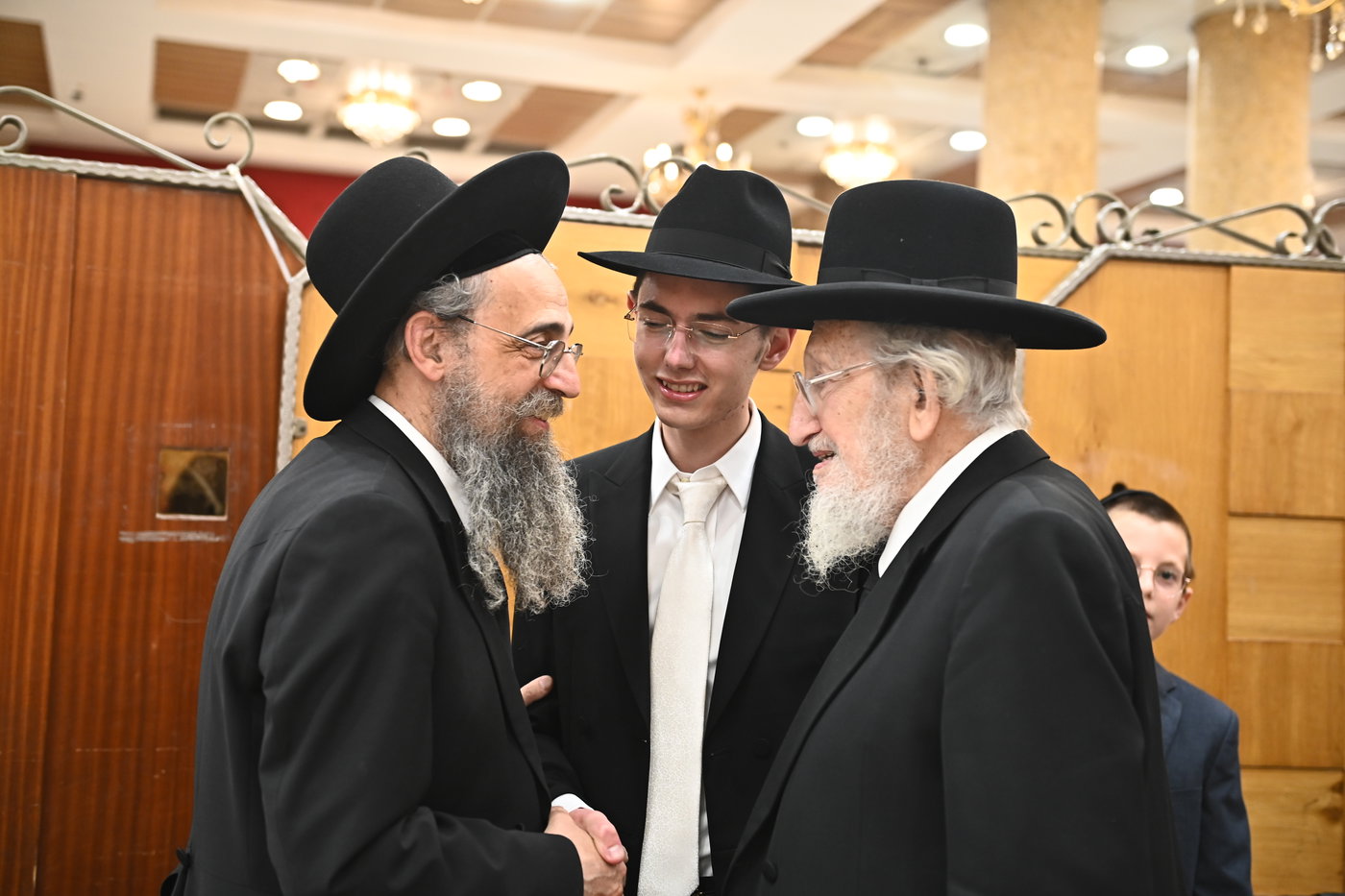 שמחת נישואי צאצאי הגר"א לוי והגרי"ד שפירא