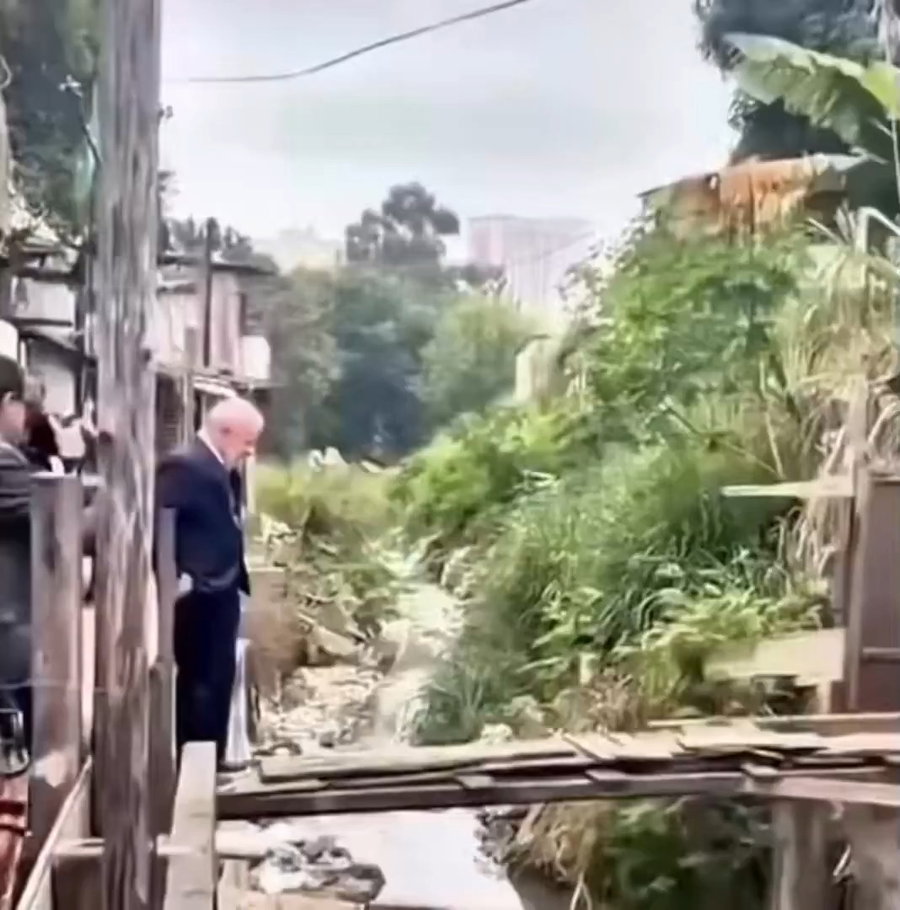 נשיא ברזיל על הגשר