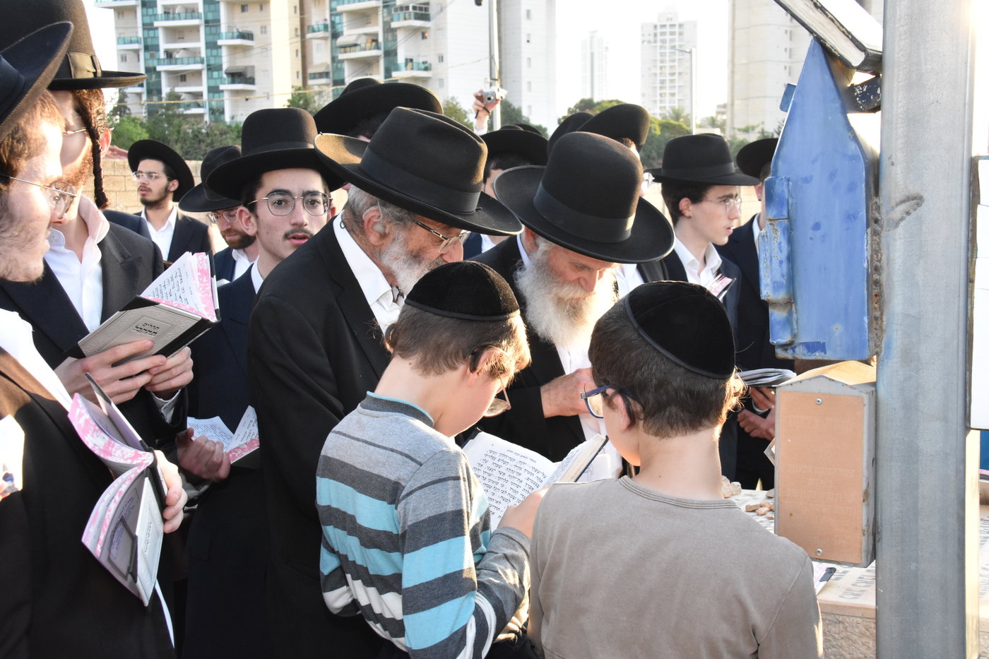 עליה לציון של הגרמ"י ליפקוביץ זצ"ל