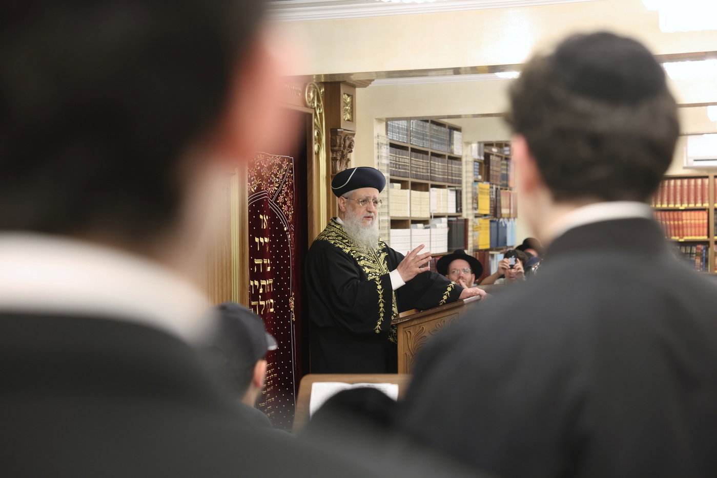 הראשל"צ הגר"ד יוסף בביקור בוינה