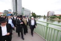 הראשל"צ הגר"ד יוסף בביקור בוינה