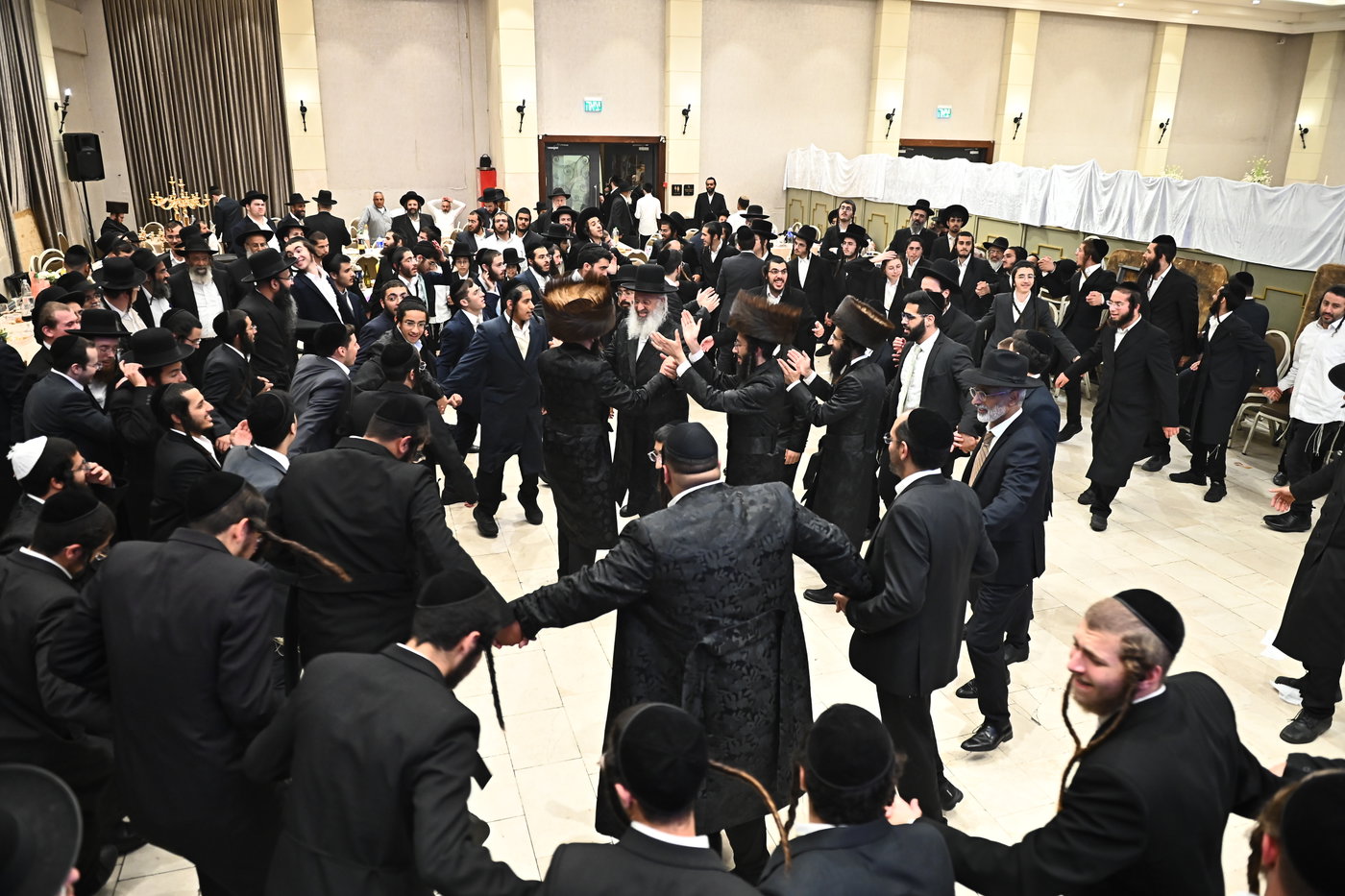 שמחת נישואי נכדת הגאון ר' עוזיהו אלכורת