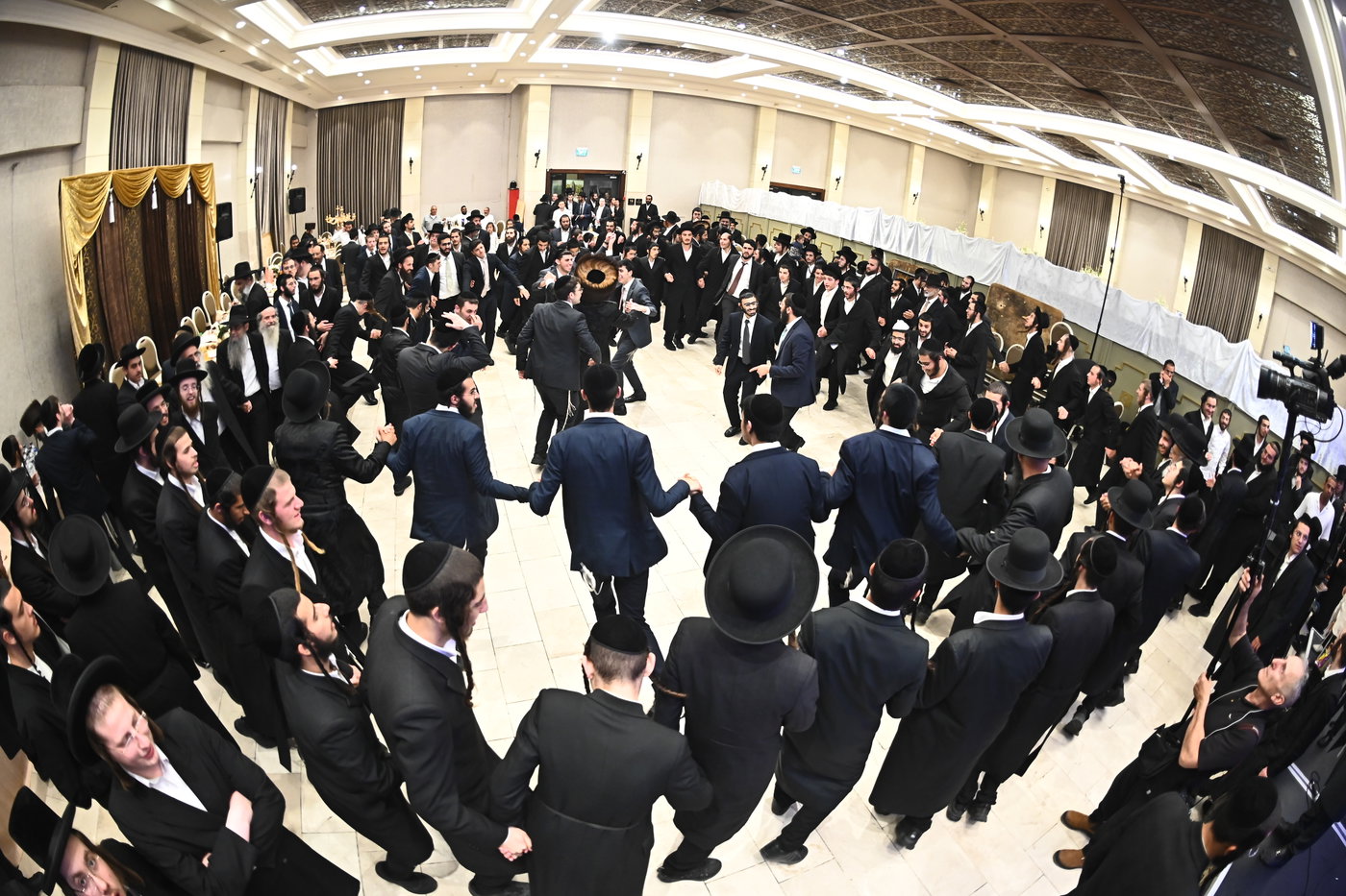 שמחת נישואי נכדת הגאון ר' עוזיהו אלכורת