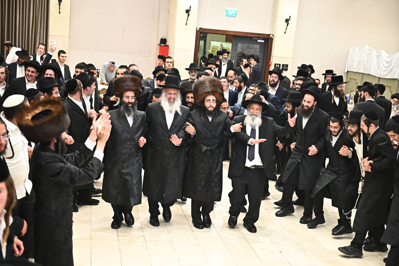 שמחת נישואי נכדת הגאון ר' עוזיהו אלכורת