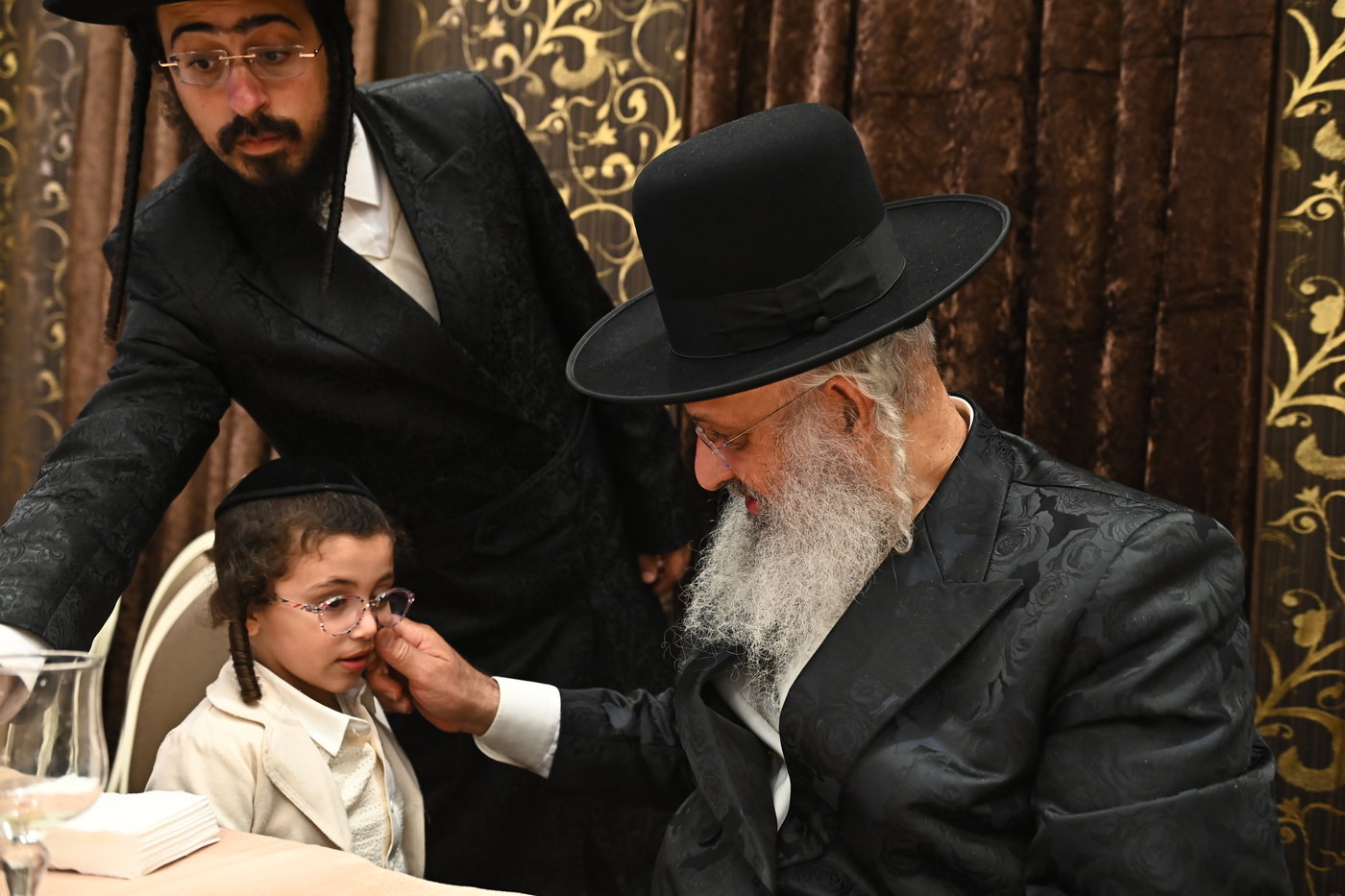 שמחת נישואי נכדת הגאון ר' עוזיהו אלכורת