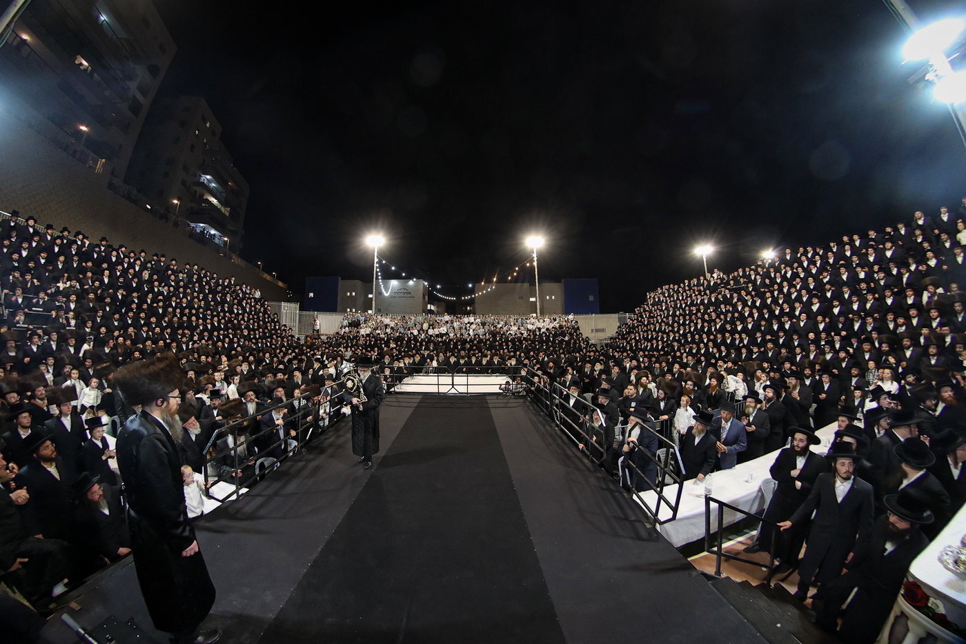 הכנסת ספר תורה בסערט ויז'ניץ