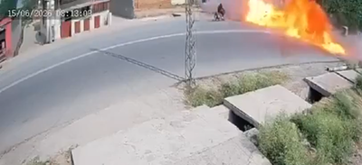 תיעוד מפחיד: מטוס קרב התרסק באמצע הרחוב - כך זה הסתיים