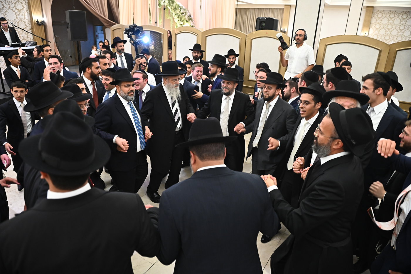 חתונת נכד הגאון רבי נתנאל זכריהו