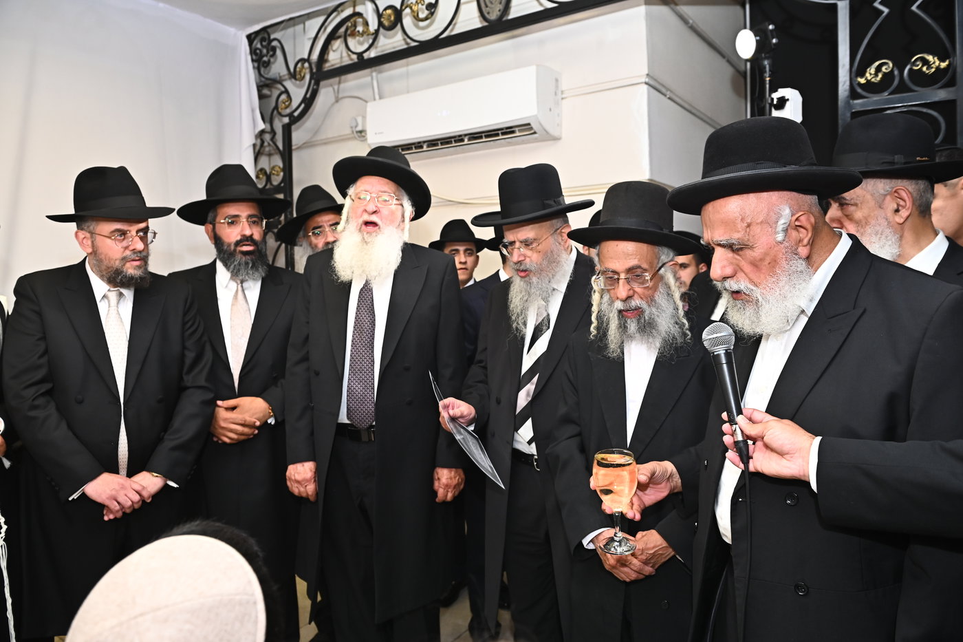 חתונת נכד הגאון רבי נתנאל זכריהו