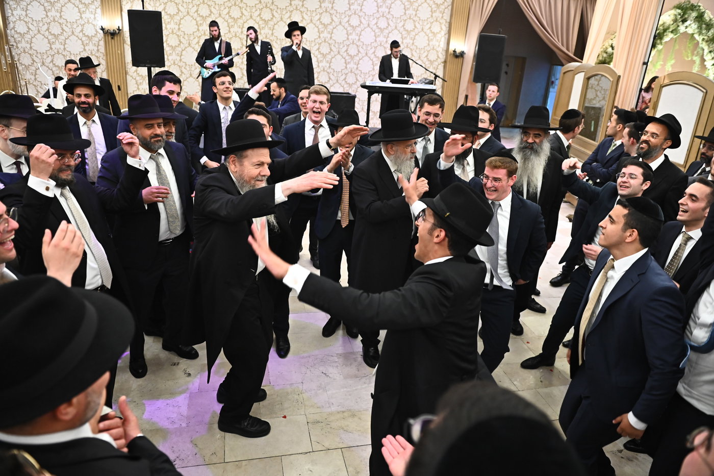 חתונת נכד הגאון רבי נתנאל זכריהו
