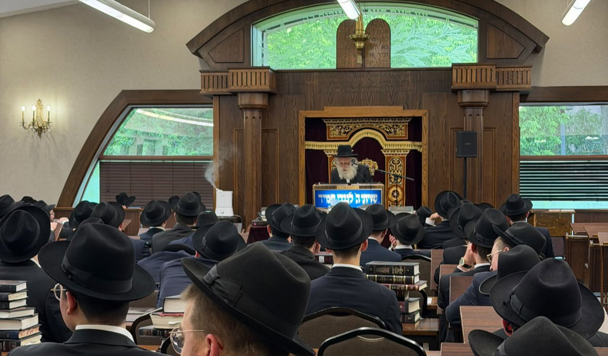 הגרח"ע שטרנבוך בטורנטו