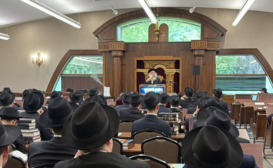 הגרח"ע שטרנבוך בטורנטו