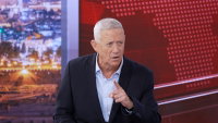 ח"כ בני גנץ מזהיר בריאיון באולפן: "מתפתחת ברחוב שנאה לחרדים, אסור לנו להגיע למלחמת אחים"