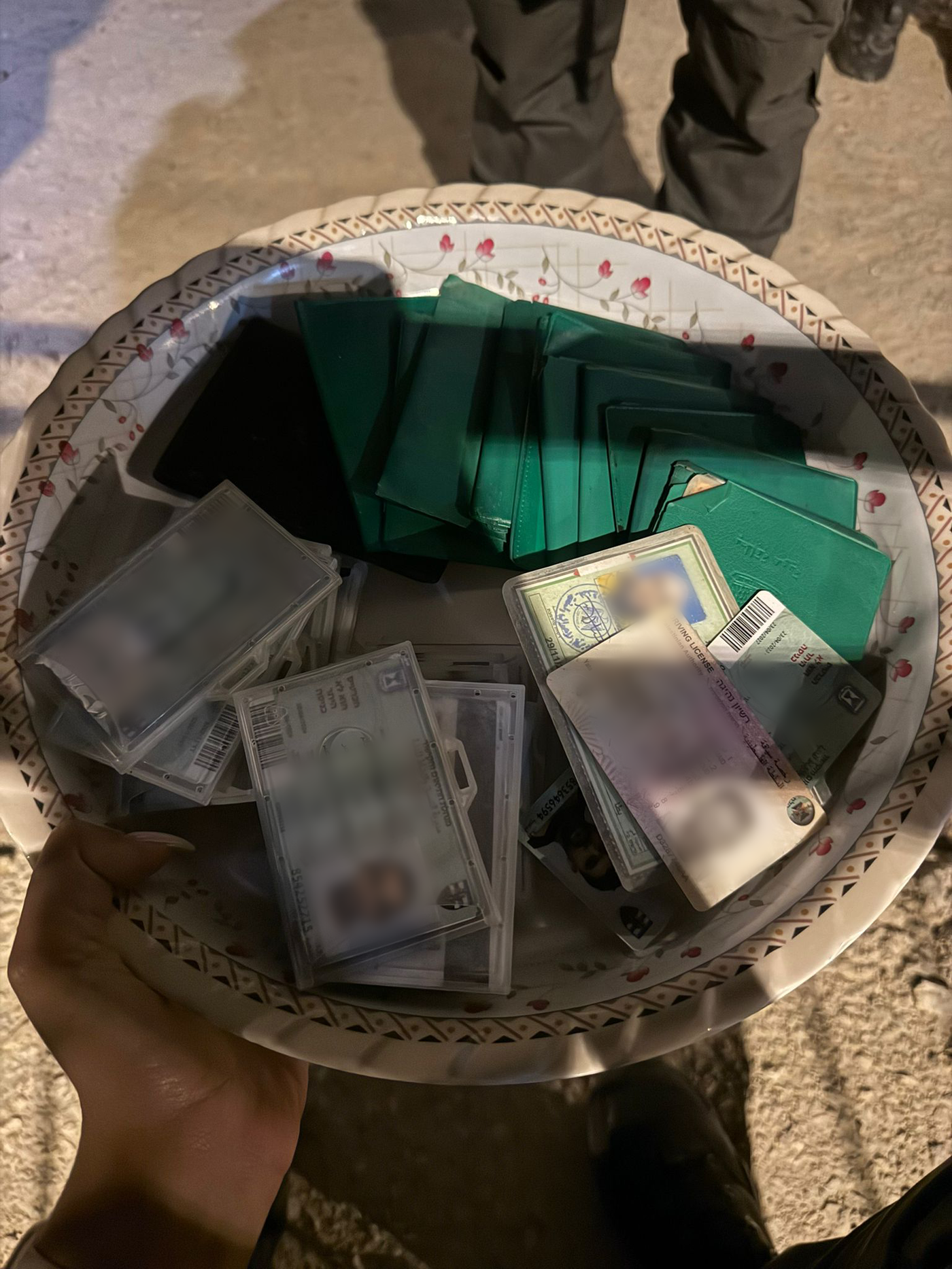 תפיסת שוהים בלתי חוקיים בשכונת בית צפאפא בירושלים
