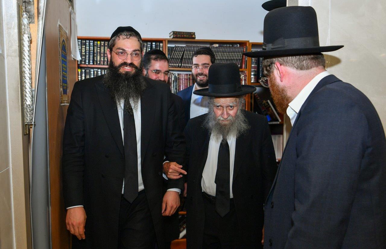 הגר"א פילץ ב'אוהל תורה'