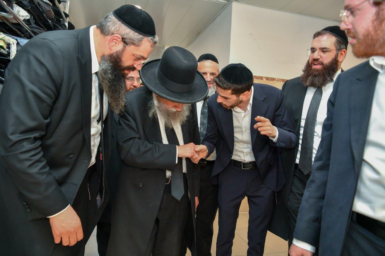 הגר"א פילץ ב'אוהל תורה'