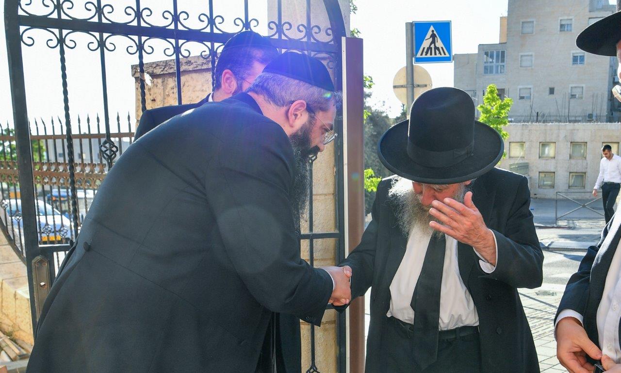 הגר"א פילץ ב'אוהל תורה'