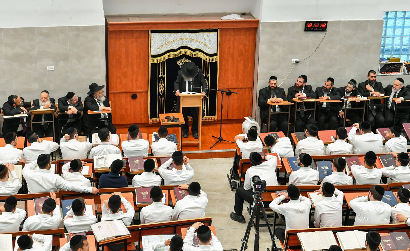 הגר"א פילץ ב'אוהל תורה'