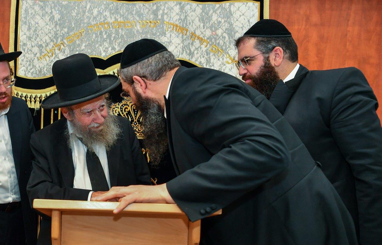 הגר"א פילץ ב'אוהל תורה'