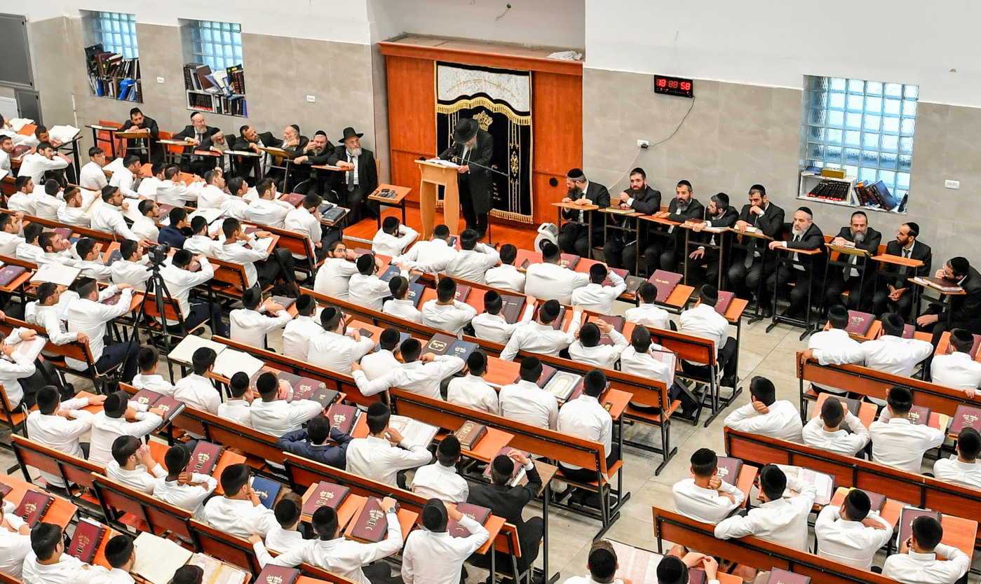 הגר"א פילץ ב'אוהל תורה'